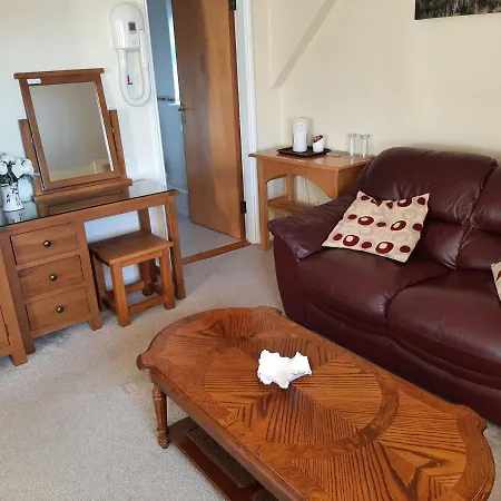 فندق مبيت وإفطار Channel View