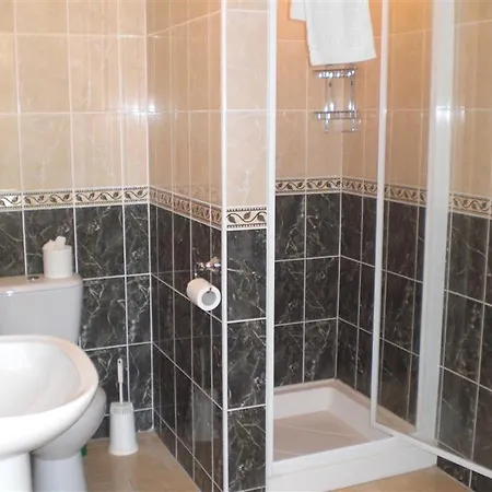 فندق مبيت وإفطار Channel View