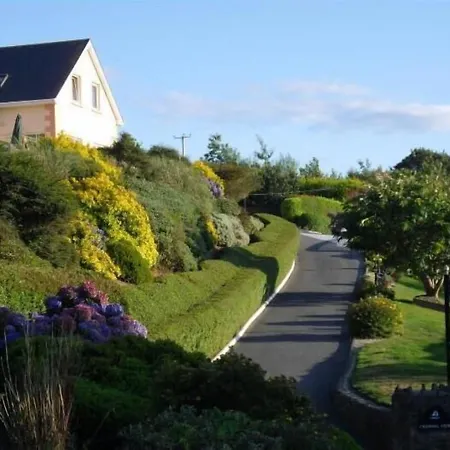Bed & Breakfast Channel View 3*