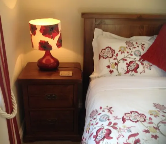 Channel View Bed & Breakfast