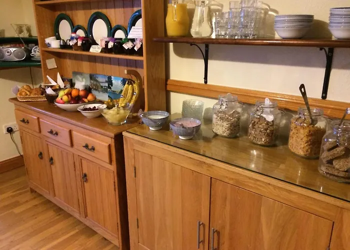 Bed & Breakfast Channel View